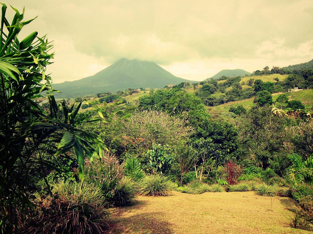 El Castillo Gavilana Permaculture Eco Tour